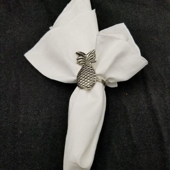 Pineapple Welcome Napkin Rings Silver Set of 4 New Home Housewarming Gift - Picture 3 of 6